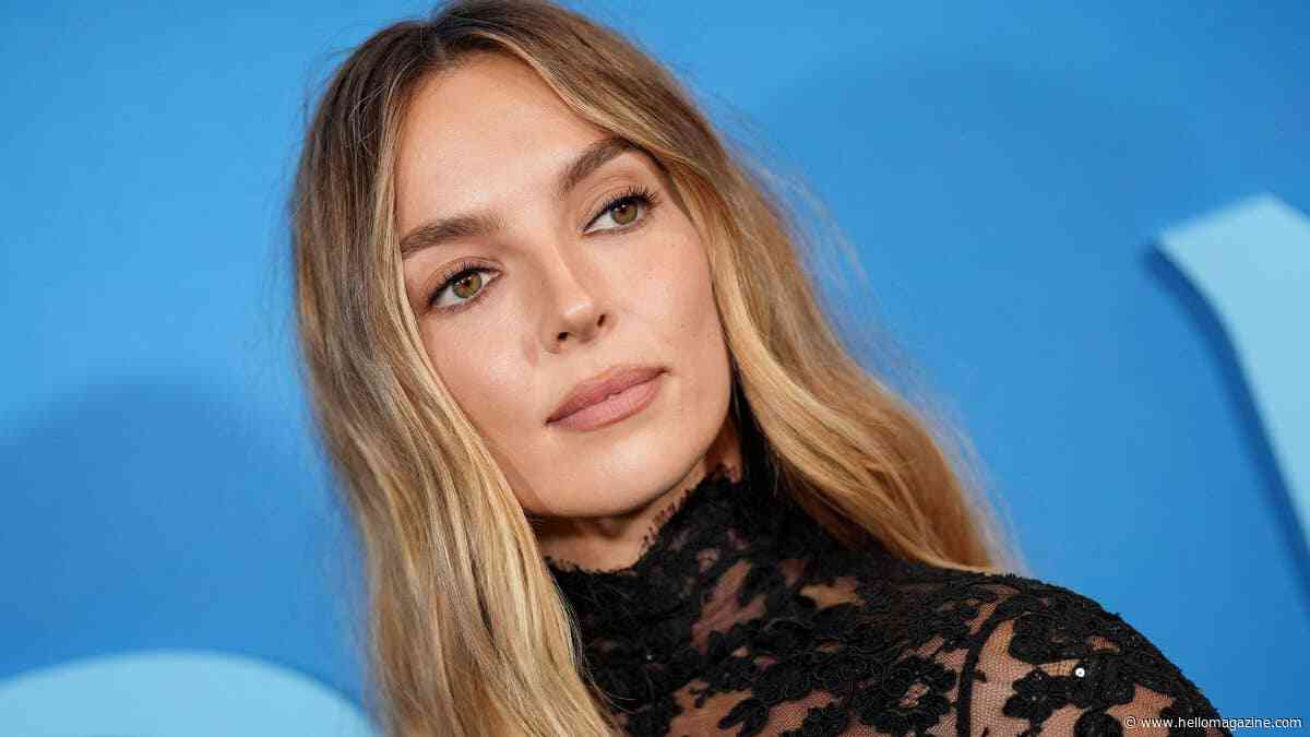 Glowing Jodie Comer is a red carpet bombshell in all-lace 'naked dress'