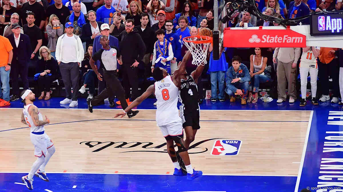Knicks' historic comeback started with defense, finally getting some stops on red-hot Spurs