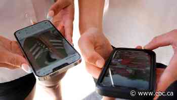 How would Canada's plan to keep kids off social media work?
