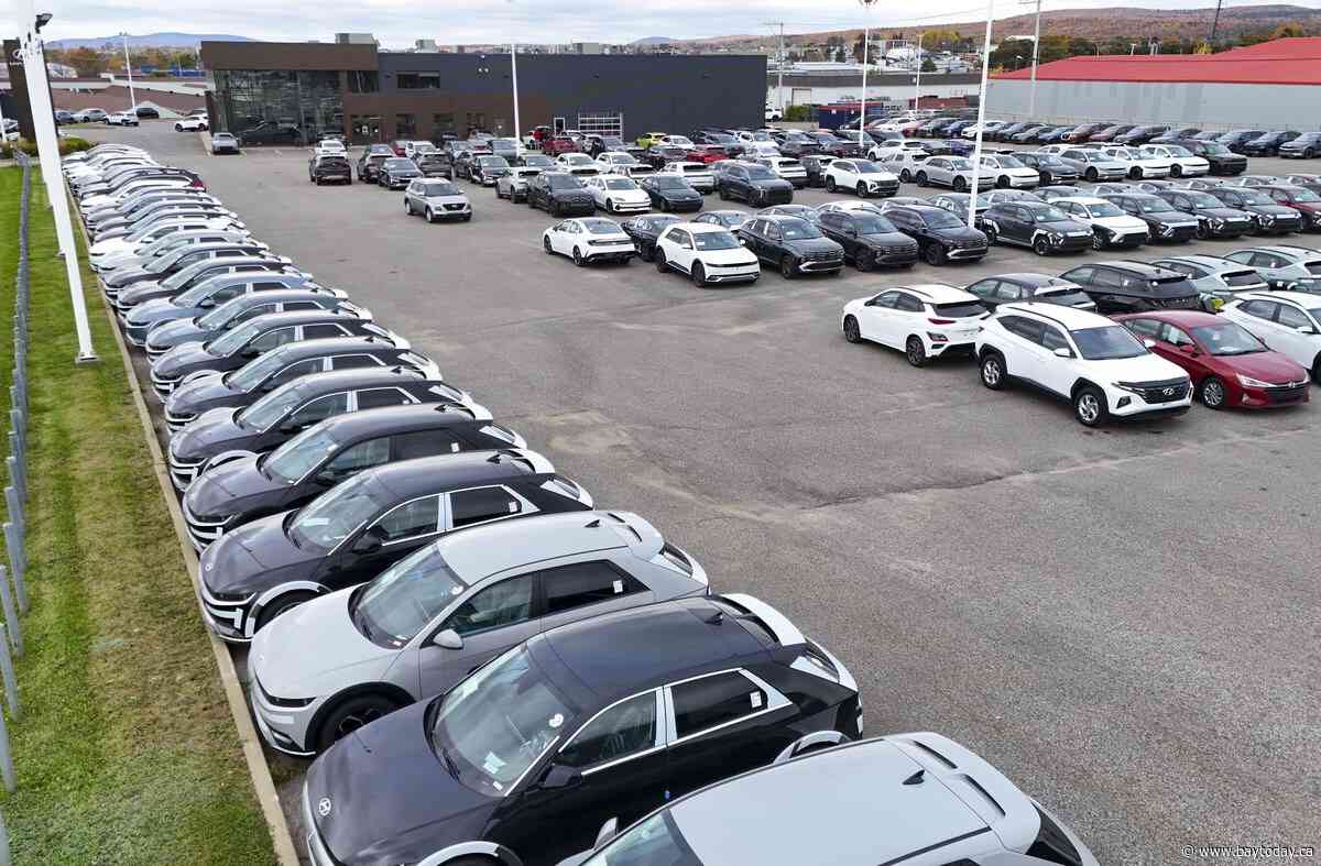 Quebec lowers electric vehicle sales targets for second time