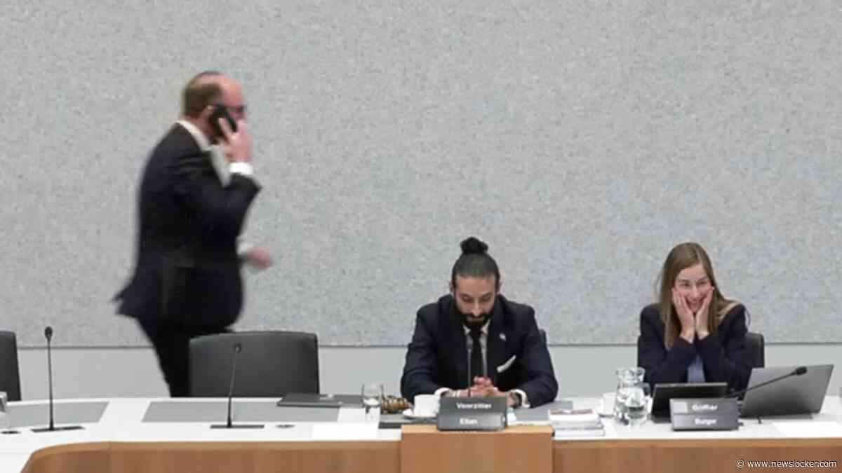 Minister loopt zenuwachtig weg bij debat: ’Mijn zoon belde’