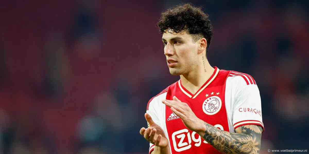 Perez deelt plaagstootje uit aan Huntelaar: 'Jij hebt hem naar Ajax gehaald toch?'