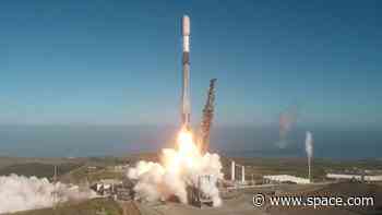 SpaceX sends 24 Starlink satellites into orbit as market awaits IPO launch (video)