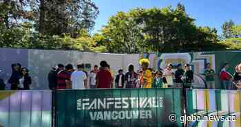 Hundreds line up for 1st day of FIFA World Cup Fan Fest in Vancouver