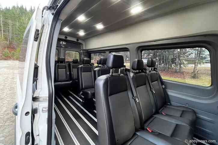 B.C. rideshare service brings mountain shuttle back for Parks Canada