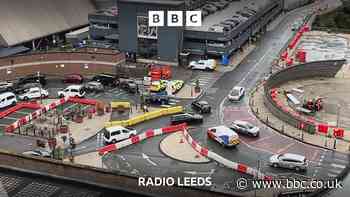 What's causing Leeds station parking 'chaos'?