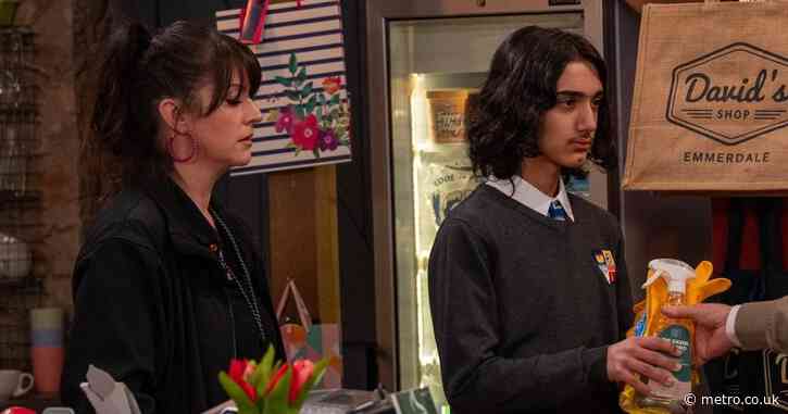 Emmerdale’s Kerry and Archie exposed as the police are called