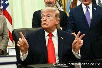 ‘Fisherman or fisherwoman?’ Trump turns seafood order signing into a pile-on about Obama and political correctness