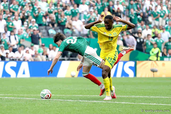 ❌ Nightmare start at the World Cup! Sithole at fault for goal, sees red