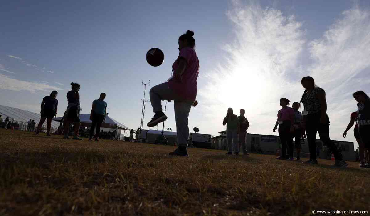 Feds identify 146,000 unaccompanied migrant children smuggled into country under Biden