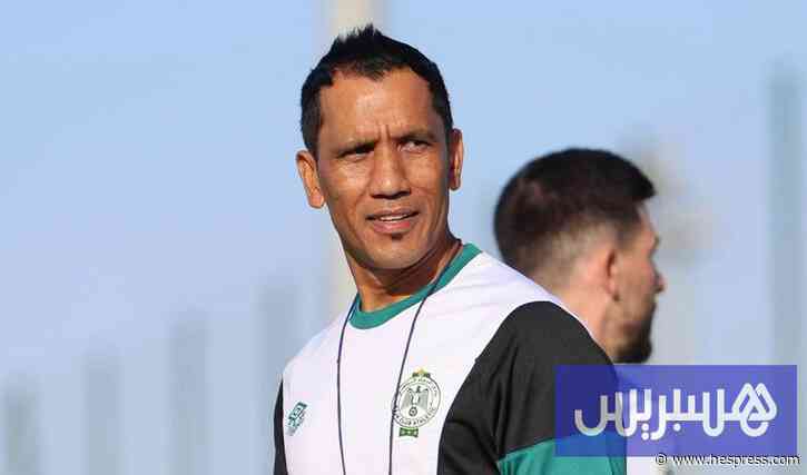 الرجاء يفك الارتباط بالمدرب فادلو