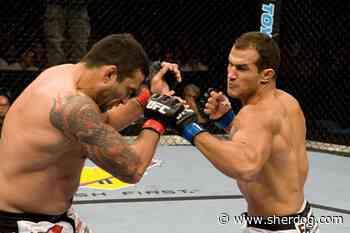 Former UFC champs disagree on how Alex Pereira wins at UFC White House card