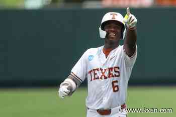 Texas' Pack, Cozart earn national honors after standout freshmen seasons