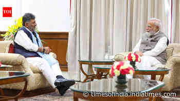 Historic 100% attendance at Niti meet, DKS breaks Karnataka boycott