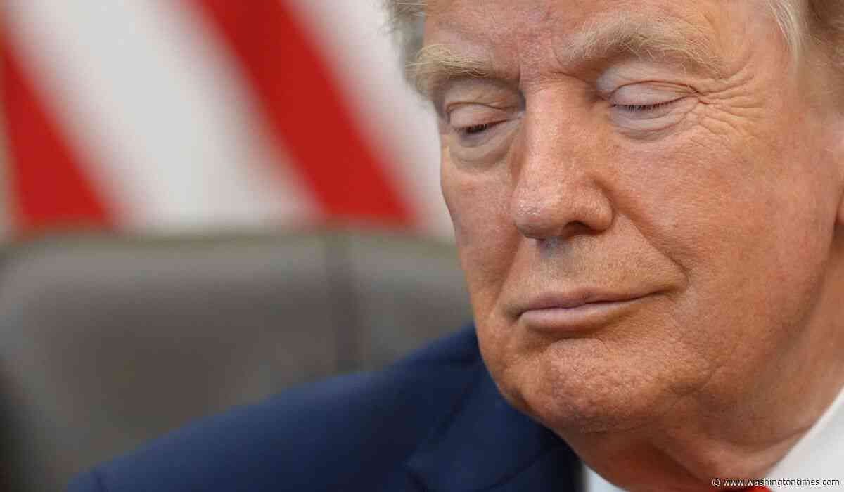 Appeals court says U.S. government can keep collecting 10% tariffs for now