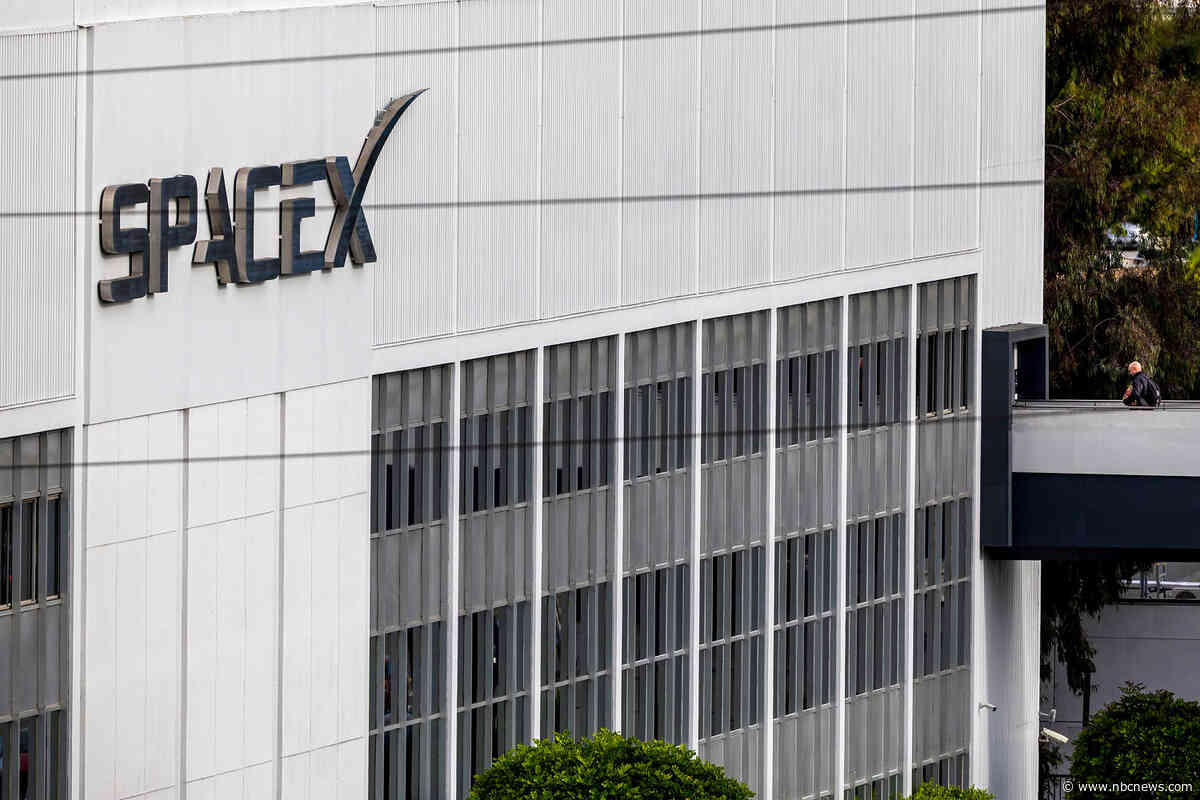 SpaceX locks in IPO price of $135, making it largest stock debut ever