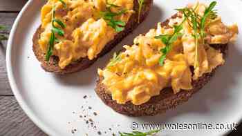 Scrambled eggs are creamier in 45 seconds if you add 1 ingredient chef swears by