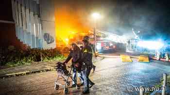 Meerdere gewonden na explosie en grote brand bij flat Amsterdam Nieuw-West