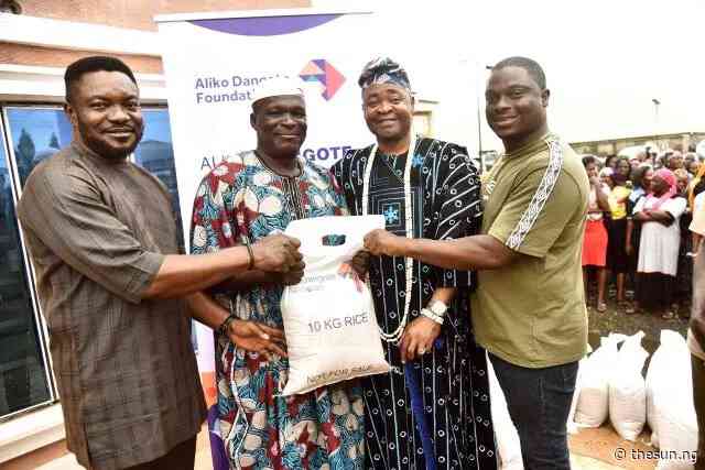 Dangote Foundation donates rice to host communities