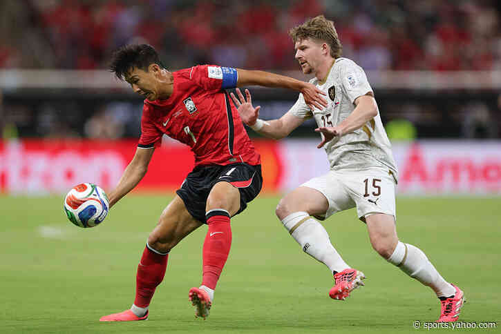😂 Made of paper? Social media reacts to Czech player's torn shirt