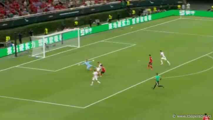 Hwang In-Beom enganchó ante el arquero y anotó un golazo para Corea del Sur contra República Checa