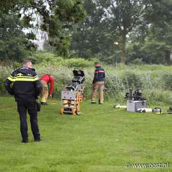 Brandweer zoekt in water na vermissing in Deventer