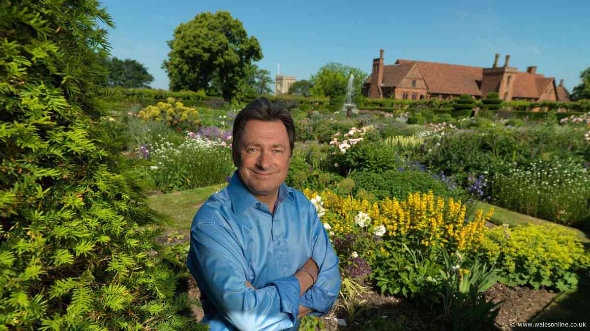 Alan Titchmarsh urges gardeners to plant one thing to attract birds this summer