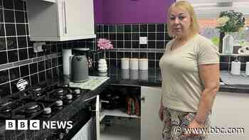 Pensioner 'disgusted' by water company after leak