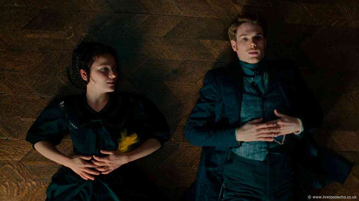 'Outstanding' period drama on Netflix 'better than The Crown'