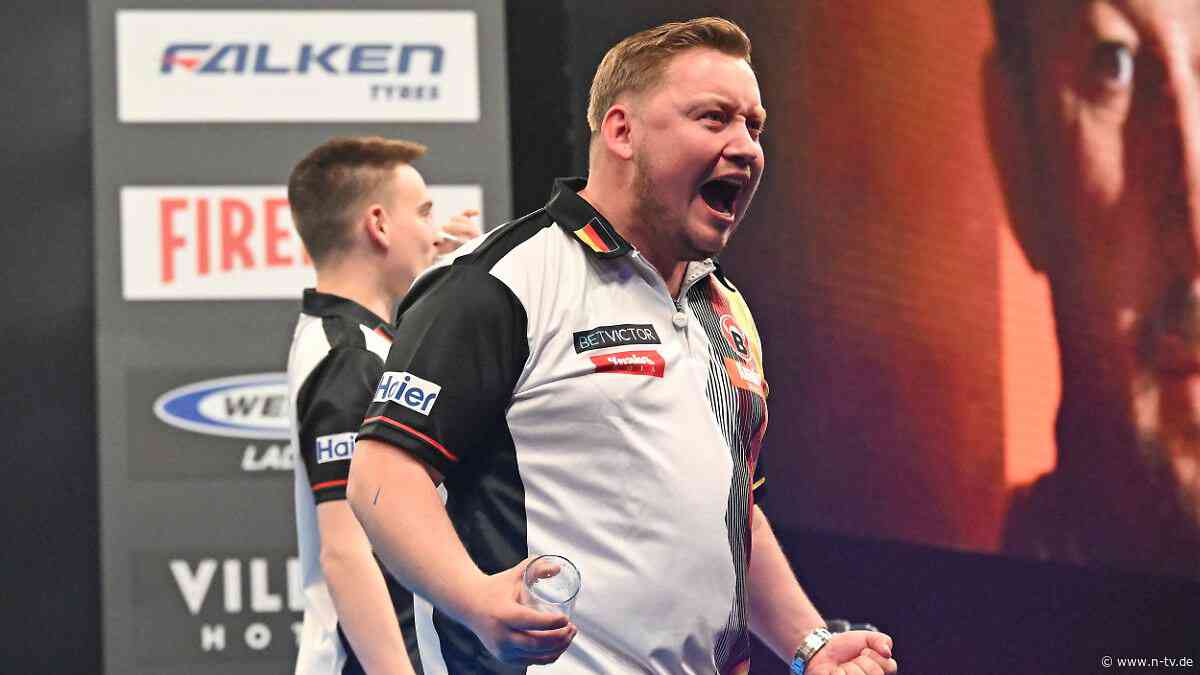 "Absolut scheiße": Darts-Star Schindler wütet gegen Kritiker seines Teampartners
