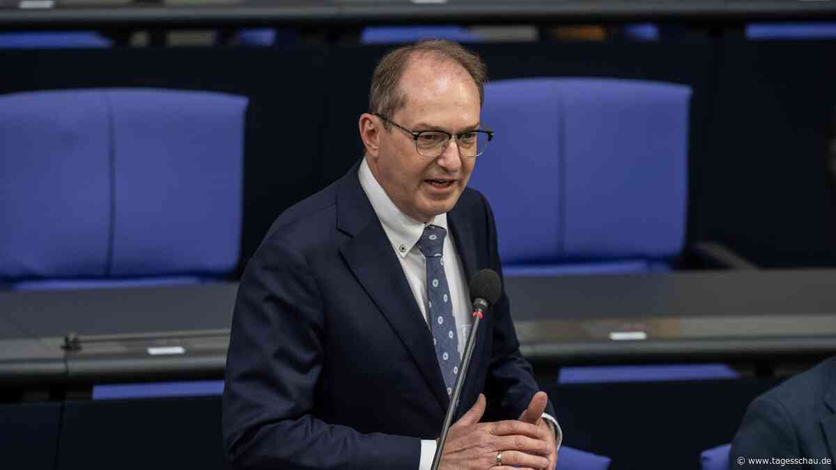 Bisher kaum Zuspruch für Dobrindts Idee von Migrationszentren