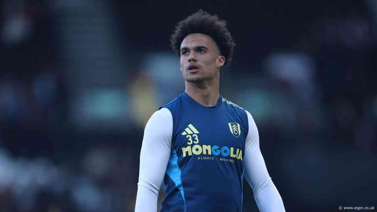Transfer rumors, news: Man United eye USMNT's Robi...