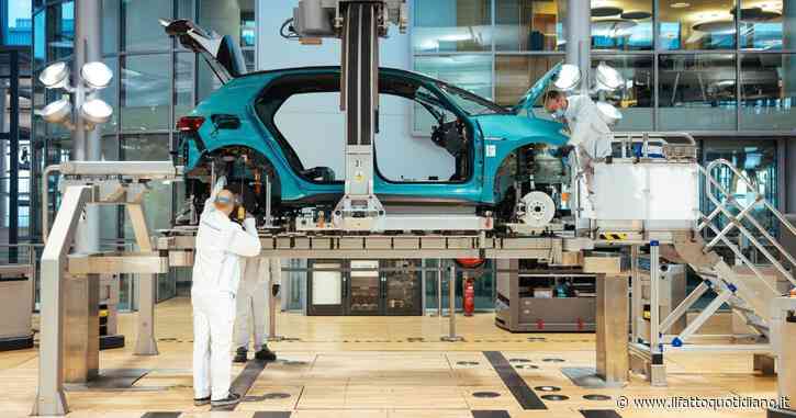 Stellantis, Volkswagen e Renault vogliono un marchio “Made in Europe” per l’auto: “Solo così ci salviamo”
