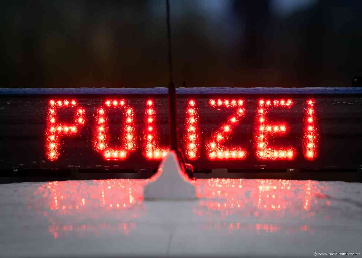 Drohnachrichten an Lehrer: Polizei räumt Schule in Isny