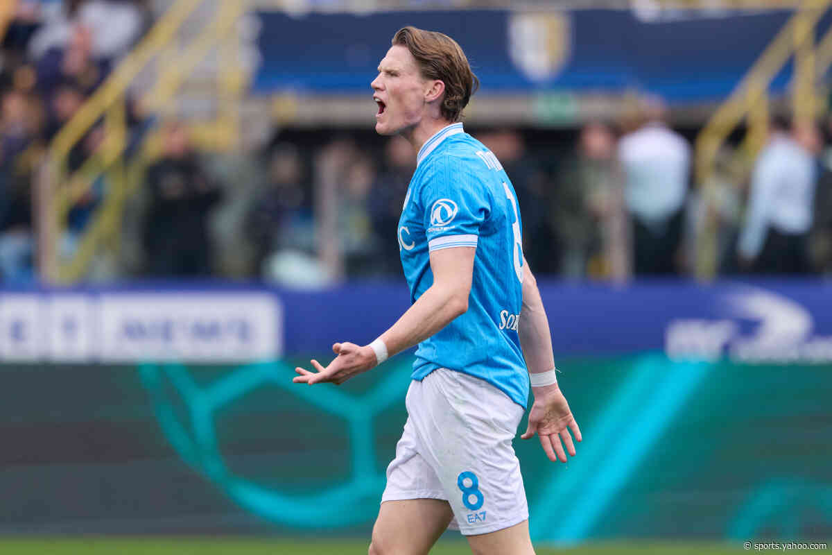 McTominay travels separately as Gilmour joins Scotland teammates