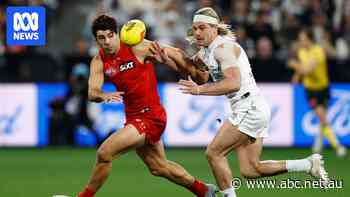 Live: Sharp snap sparks Cats crucial clash with Geelong