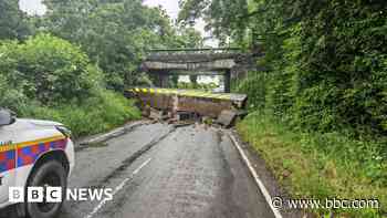 Rail disruption continues after bridge collapse