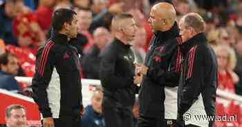 Liverpool neemt na Arne Slot ook afscheid van Giovanni van Bronckhorst en Sipke Hulshoff