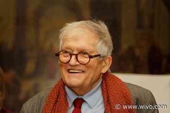 David Hockney, artist renowned for his pool scenes, has died at 88