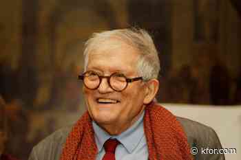 Artist David Hockney, renowned for his pool scenes, dies at 88