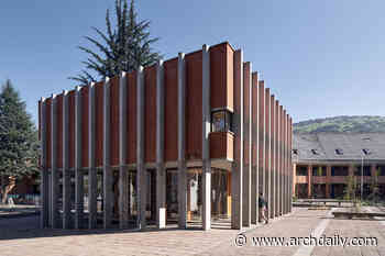 Tabancura School Library Pavilion / José Ignacio Valdivieso