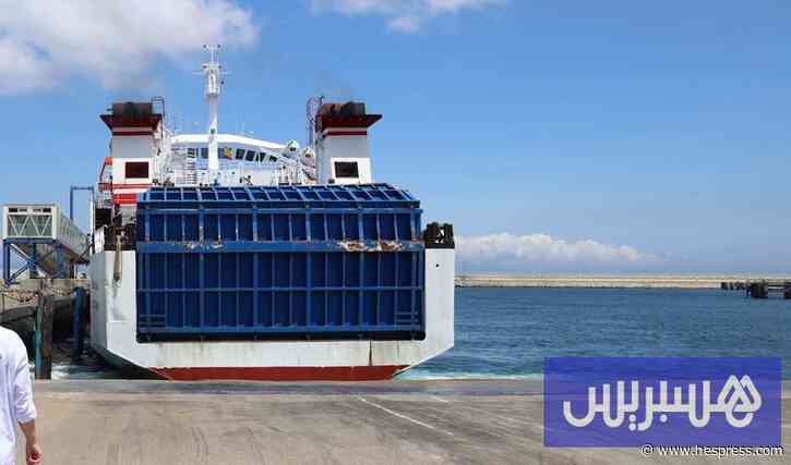 الرياح توقف الملاحة بين طنجة وطريفة