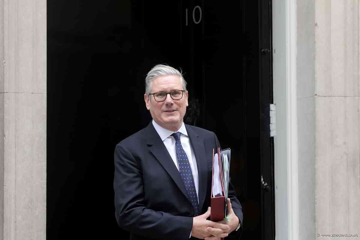 Starmer insists he will not walk away after defence resignations