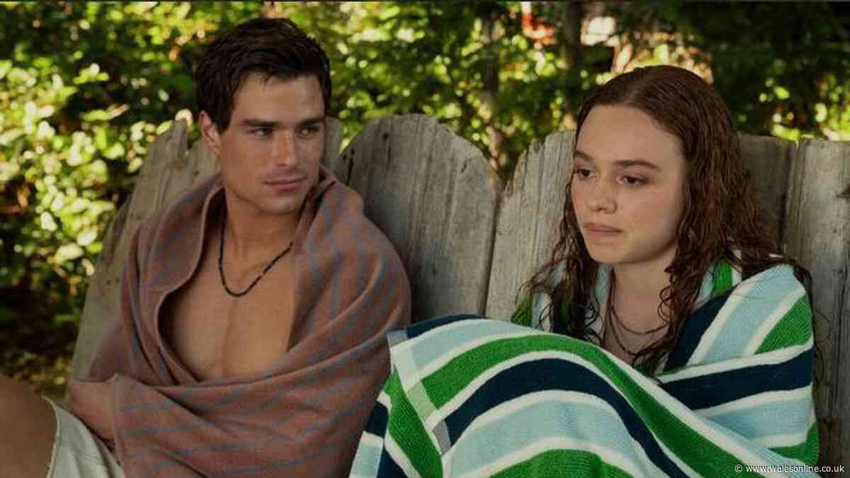 Romance fans switch off 'painful to watch' drama that 'had so much potential'