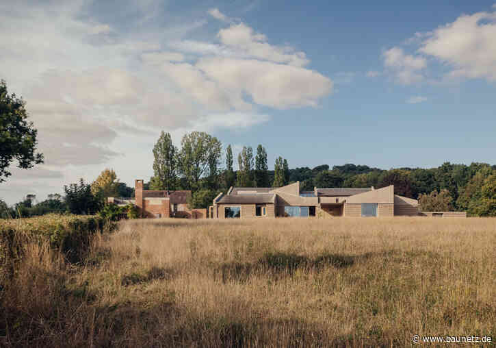 Landsitz aus dem Boden gestampft - Tuckey Design Studio in der Grafschaft Wiltshire