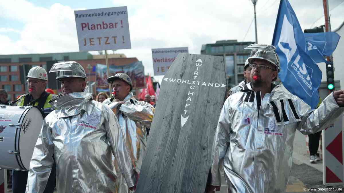 Proteste in Berlin und Völklingen - IG Metall bangt um Stahljobs