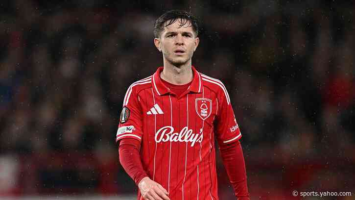 'Loan out McAtee' - fans on who they would keep, loan and sell