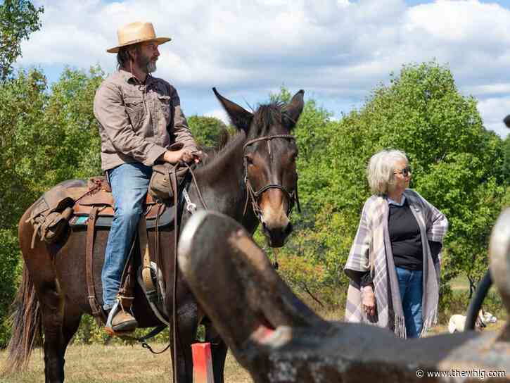 Tom Green brings rural life to the spotlight in new Ontario farmhouse talk show