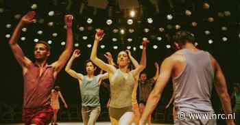 Sterchoreograaf Ohad Naharin doet een impliciet appèl: luister, ook als je elkaar niet verstaat