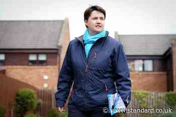 Former Tory leader urges Aberdeen South constituents not to split unionist vote